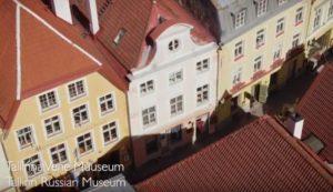 Vaata, kuidas Tallinna rahvaste muuseum Pikal tänaval näeb välja linnulennult!